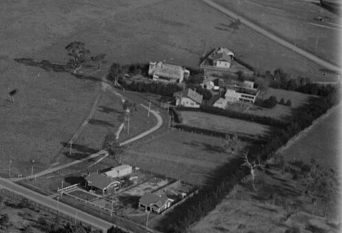 A 1930 aeriel photo of Arden Chase and the land which used to be a part of it. Source: State Library of Victoria