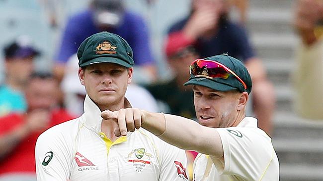 Day 3 of the 4th Ashes test. Australia vs England at the MCG. Steve Smith and david Warner between overs. Pic: Michael Klein