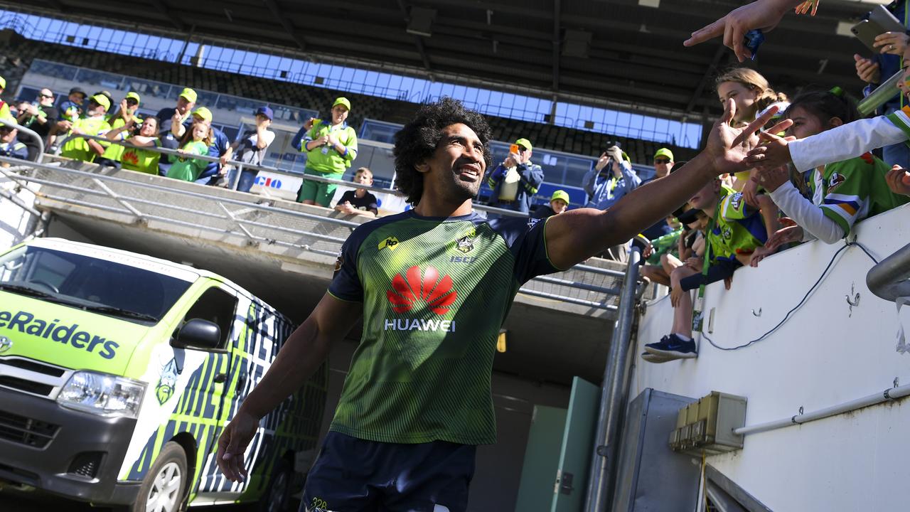 Sia Soliola has taken out the 2019 Ken Stephens Medal.