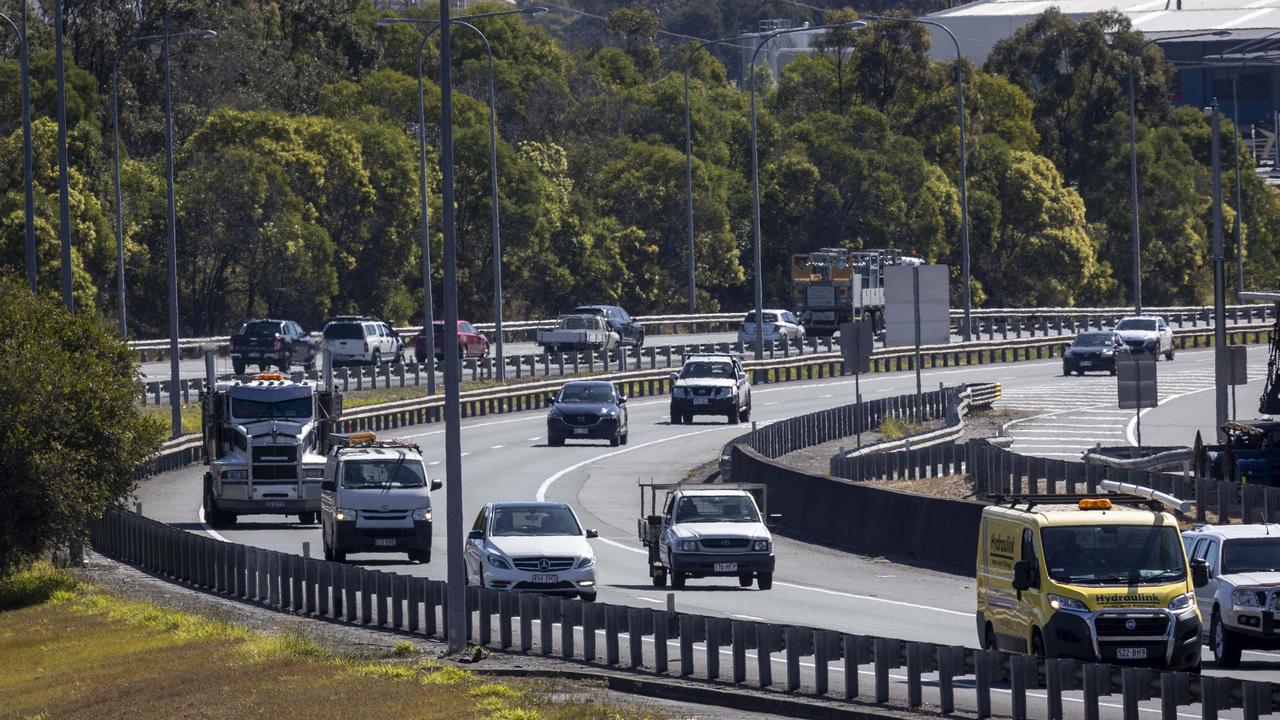 Man Dies After Serious Motorcycle Crash On Logan Motorway | The Courier ...