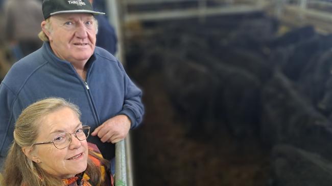 Norm and Ingrid Sharp, Sharp Partnership of Cudgewa had some of the heaviest young cattle in the yarding, selling 16 Angus at 360kg for $1445 or 401c. Picture: Jenny Kelly