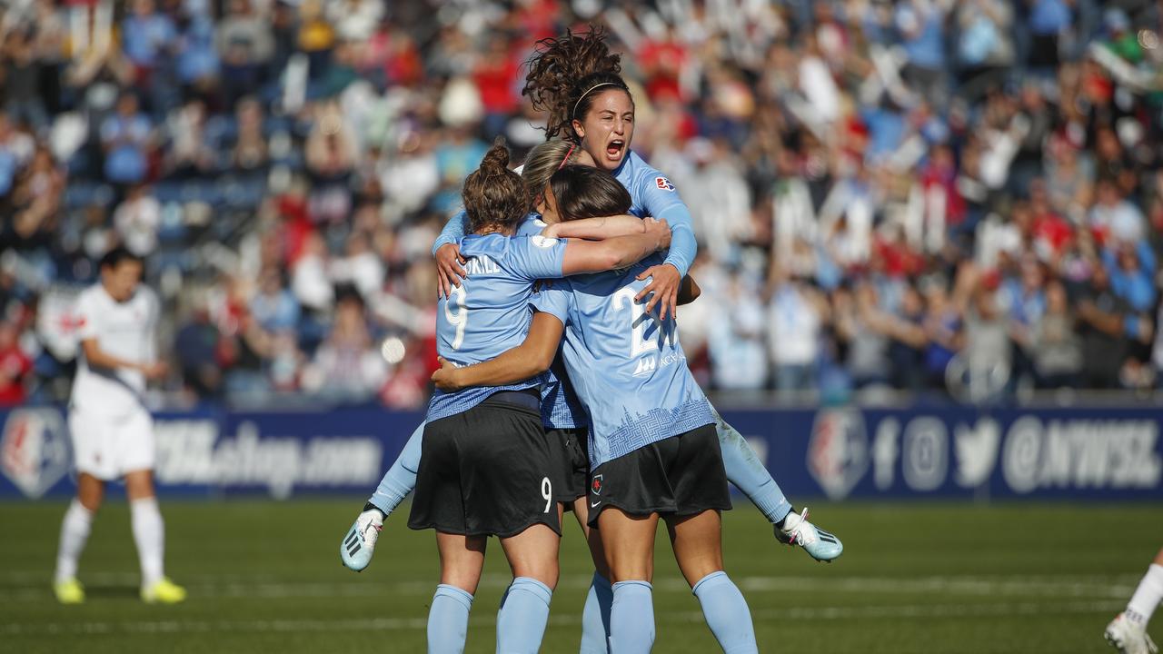 Sam Kerr, Sam Kerr goal sends Chicago into NWSL final, Chicago Red Stars v  Portland Thorns, NWSL semi-final, playoffs, news, video, goal, Matildas,  Sam Kerr transfer,