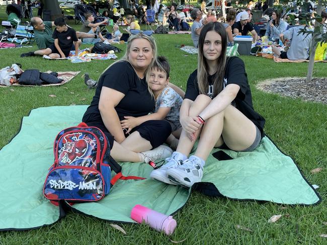 Louise, Leyla and Taylor Ristic at Treasury Gardens in the Melbourne CBD for the 2024 New Year's Eve fireworks. Picture: Gemma Scerri