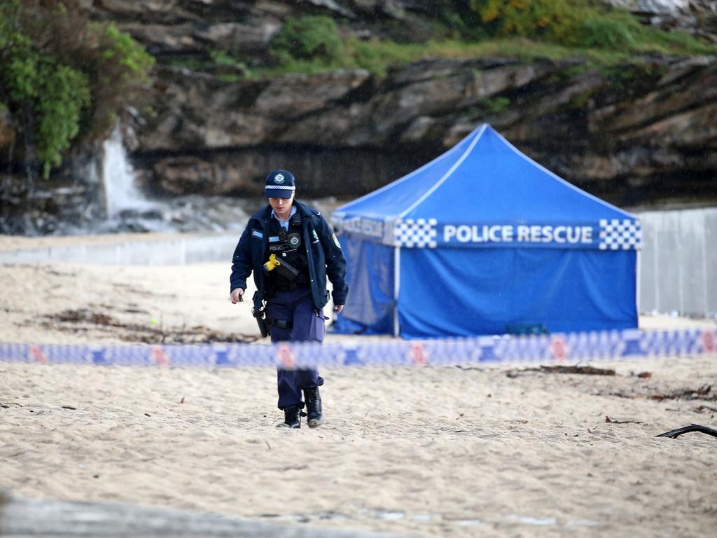 Horrified locals found a woman’s body on Bronte Beach. Photo: NCA NewsWire / Nicholas Eagar