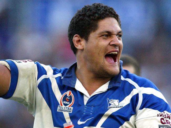 Willie Mason celebrates victory in Canterbury Bulldogs v Brisbane Broncos NRL match at Telstra Stadium, Homebush.