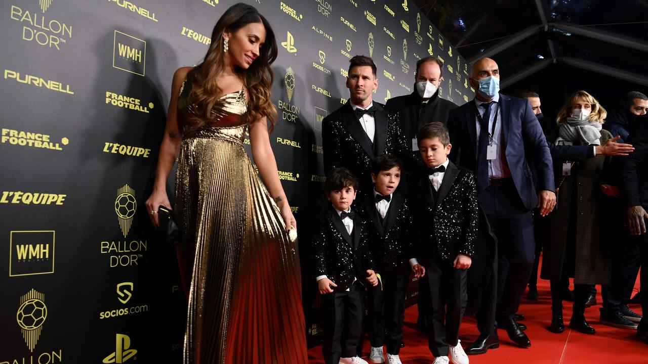 The Messi family coming in hot. Photo by FRANCK FIFE / AFP.