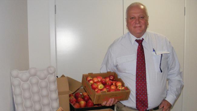 CRUNCH TIME: Southern Downs Mayor Vic Pennisi was a strong advocate in fighting for the future of the region’s $75M+ apple industry. Picture: Deirdre Smith / NRM