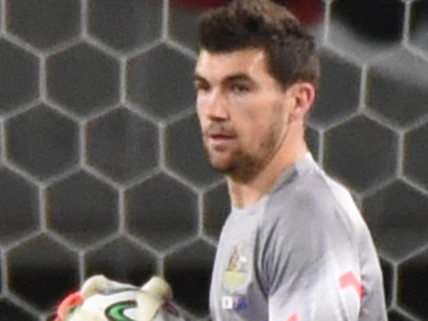 OSAKA, JAPAN - NOVEMBER 18: Mat Ryan of Australia keeps the ball during the international friendly match between Japan and Australia at Nagai Stadium on November 18, 2014 in Osaka, Japan. (Photo by Kaz Photography/Getty Images)