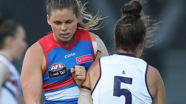 Katie Brennan takes a bump from Tayla Bresland. Picture: Wayne Ludbey