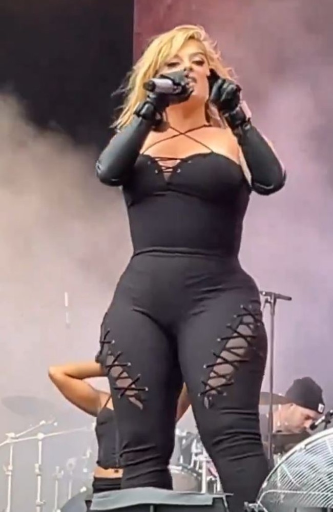 Bebe Rexha Slams Fan At Gig ‘get The Fk Out Au — Australias Leading News Site 5016