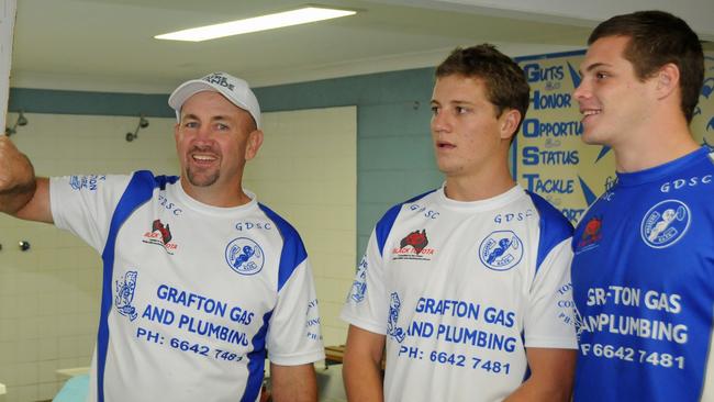 MASTER CLASS: Ghosts first grade coach Col Speed spends a light-hearted moment with players Daniel Lollback and Oliver Percy before their clash with Cudgen in 2011. Photo: Gary Nichols/The Daily Examiner