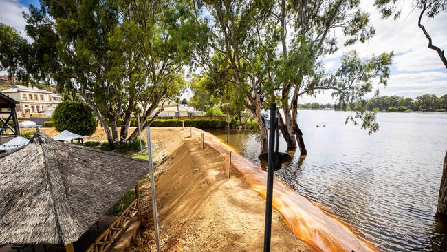 Levee behind the Pretoria Hotel in Mannum on December 15th, 2022. Picture: Tom Huntley