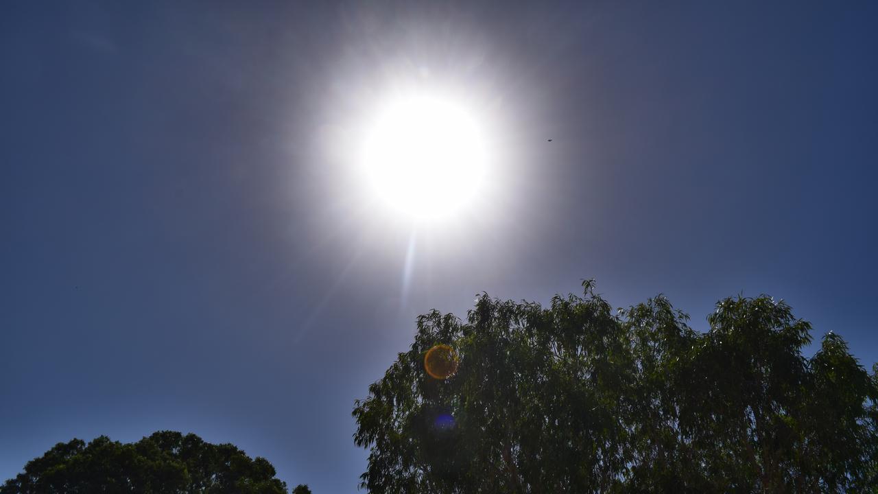 Severe heatwave conditions are scorching the Fraser Coast this week. Photo: Stuart Fast/ File