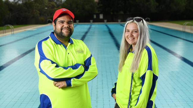 Alex Austin and Bonnie McLeod work at the Leigh Creek pool. Picture: Tom Huntley