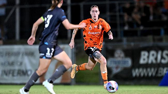 Sharn Freier of the Roar will be playing alongside her twin sister for Brisbane City. Picture: Bradley Kanaris/Getty Images