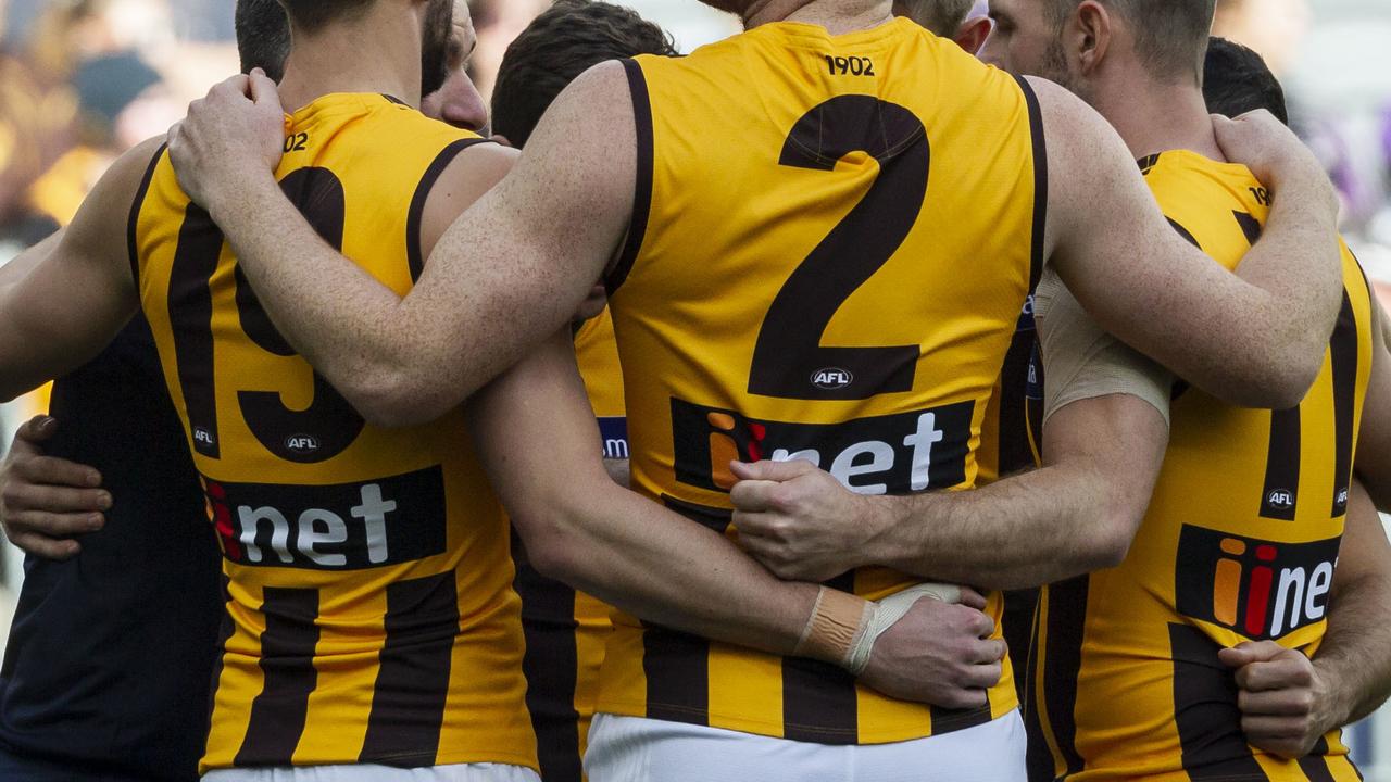 Hawthorn Racism Scandal: Hawks Offer To Mediate With Indigenous ...