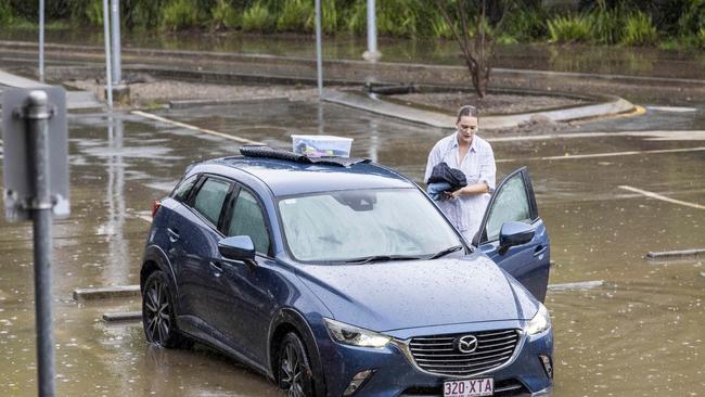 Flooding at Stones Corner, Saturday, December 14, 2024 - Picture: Richard Walker