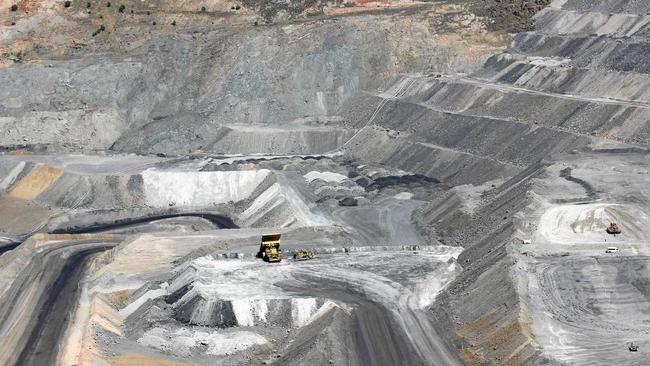 Clermont open cut coal mine. Picture: Jessica Dorey