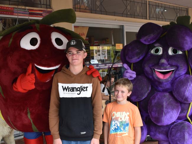 Big fruit making friends with the locals at the Apple and Grape Festival 2024