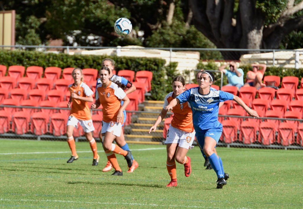 Thunder's Louise Rolfe. SWQ Thunder Women vs Brisbane Roar at Clive Berghofer Stadium, April 2018. Picture: Bev Lacey