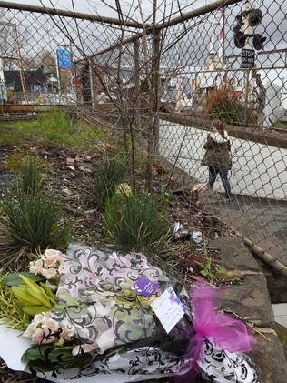 Surrey Hills Level Crossing Fatal: Tributes Paid To Two Women Killed ...