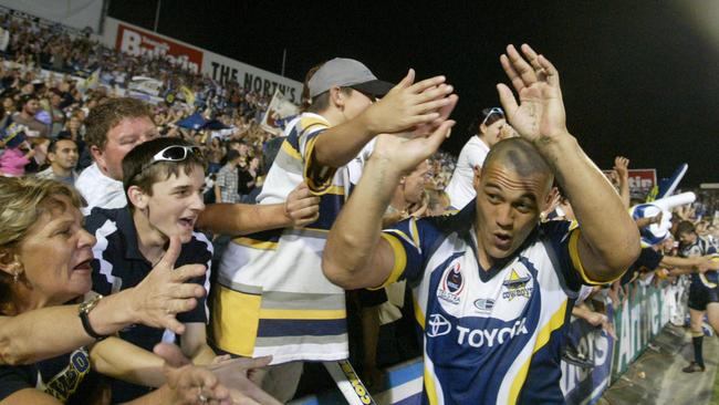 Paul Rauhihi celebrates victory