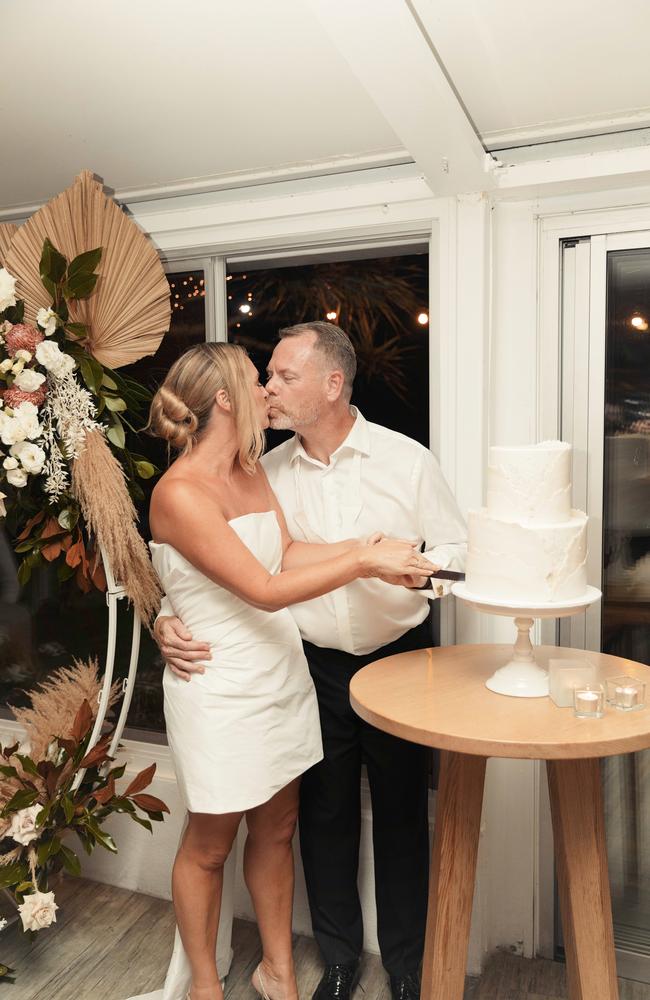 Alex Hyndman Hill sports her second wedding dress alongside her groom, Warren Jiear. Picture: Grace Elizabeth