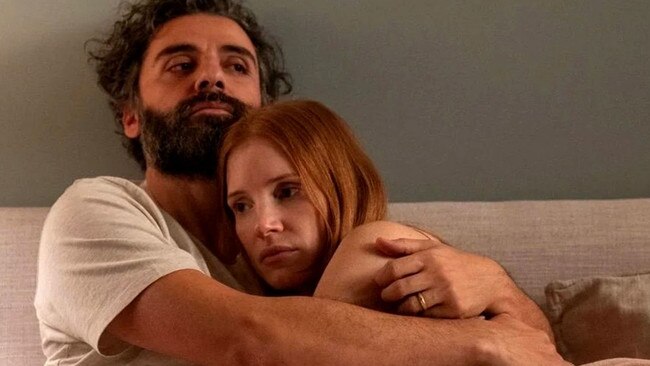 Oscar Isaac and Jessica Chastain in Scenes From a Marriage.