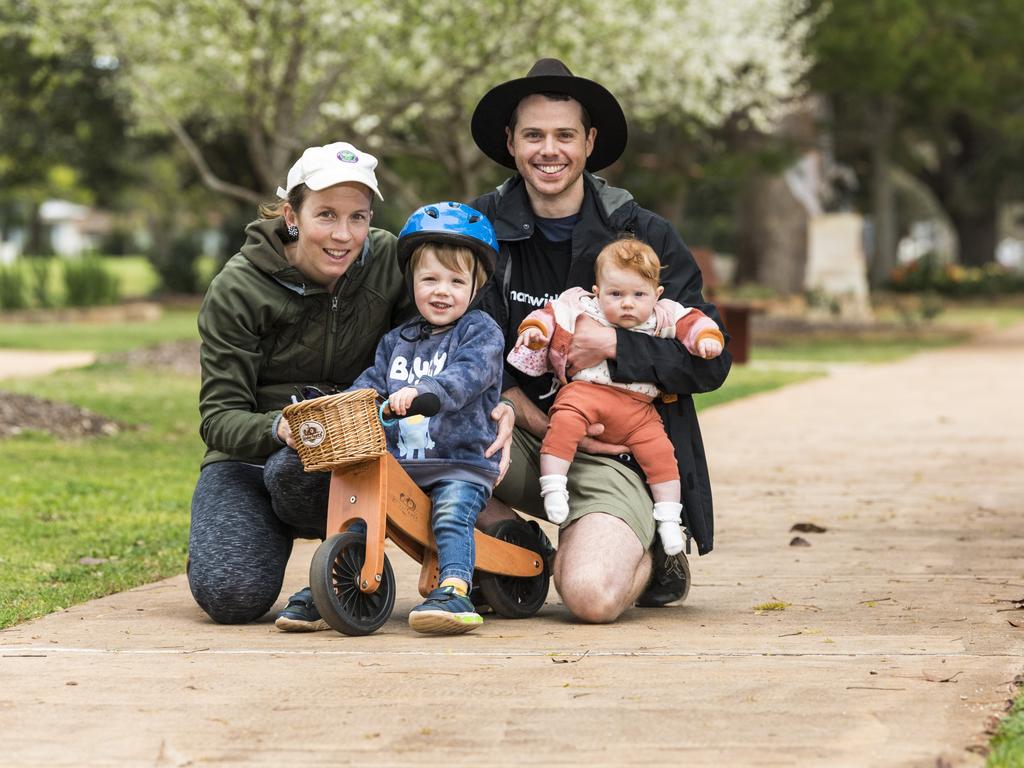 Ross Van Der Werff with his wife Jessica and kids Lowen and Maggie at the Man with a Pram event on Father's Day, Sunday, September 5, 2021. Picture: Kevin Farmer