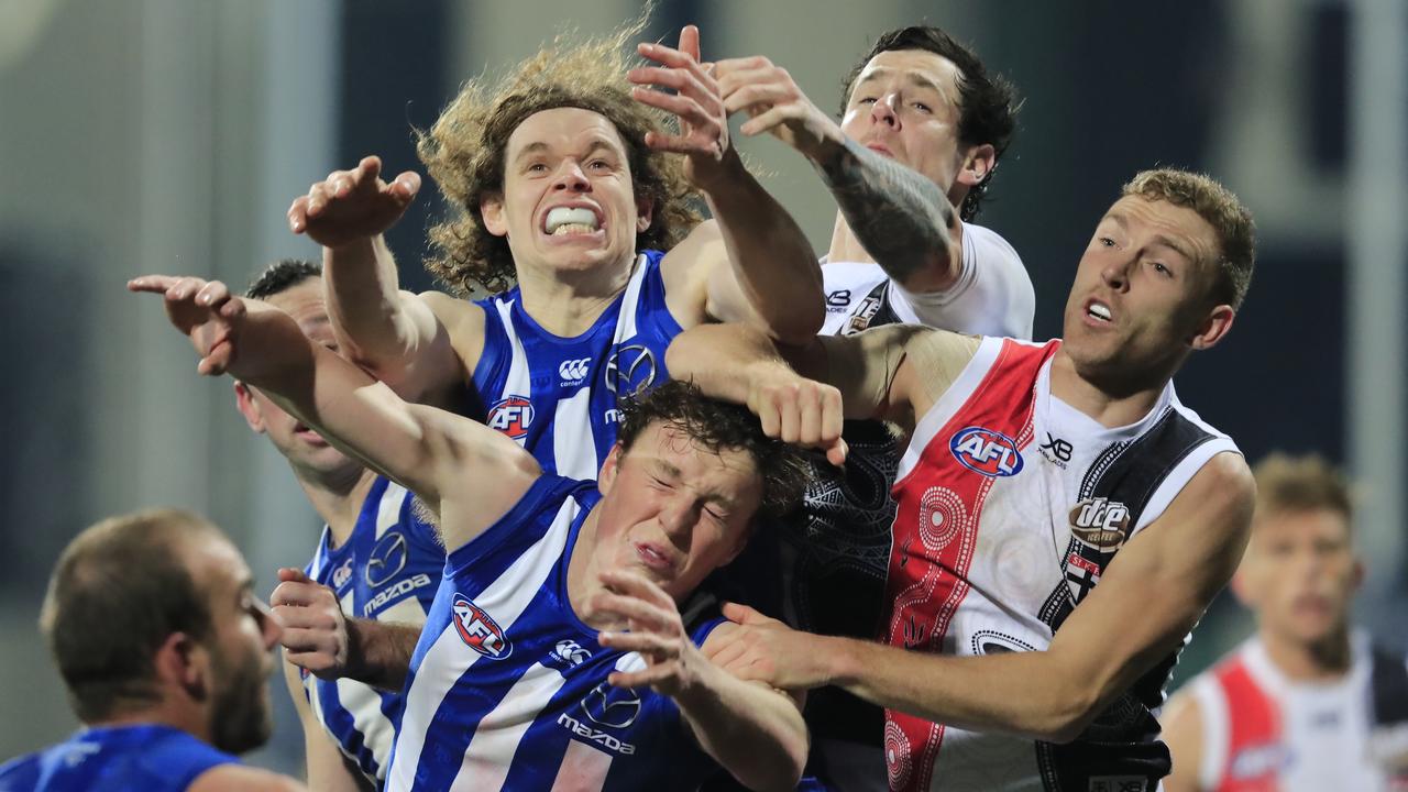 North Melbourne Kangaroos have beaten the visiting Saints at