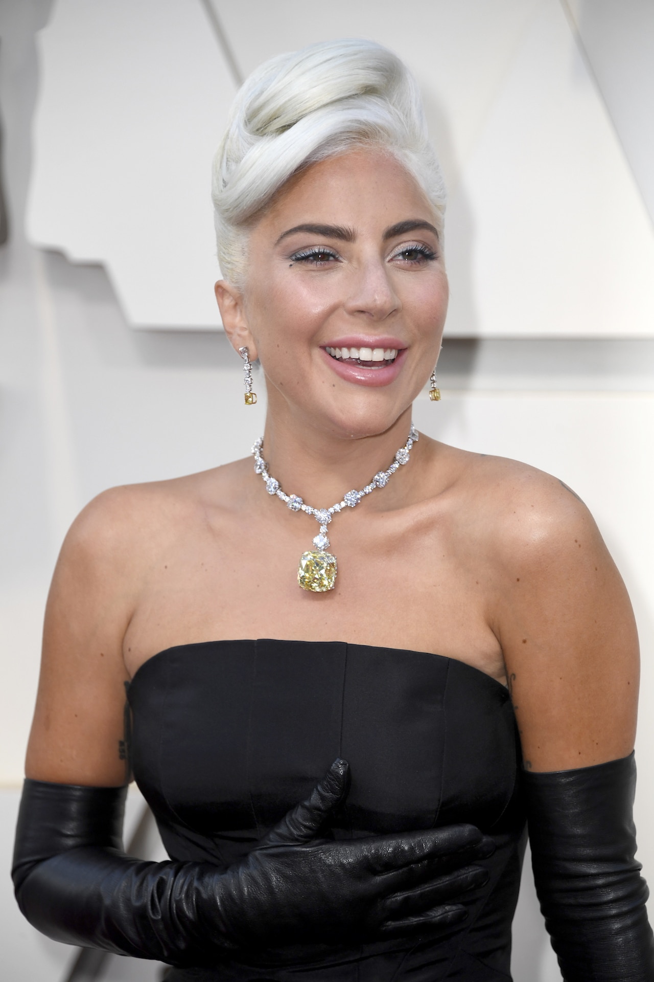 lady gaga tiffany necklace