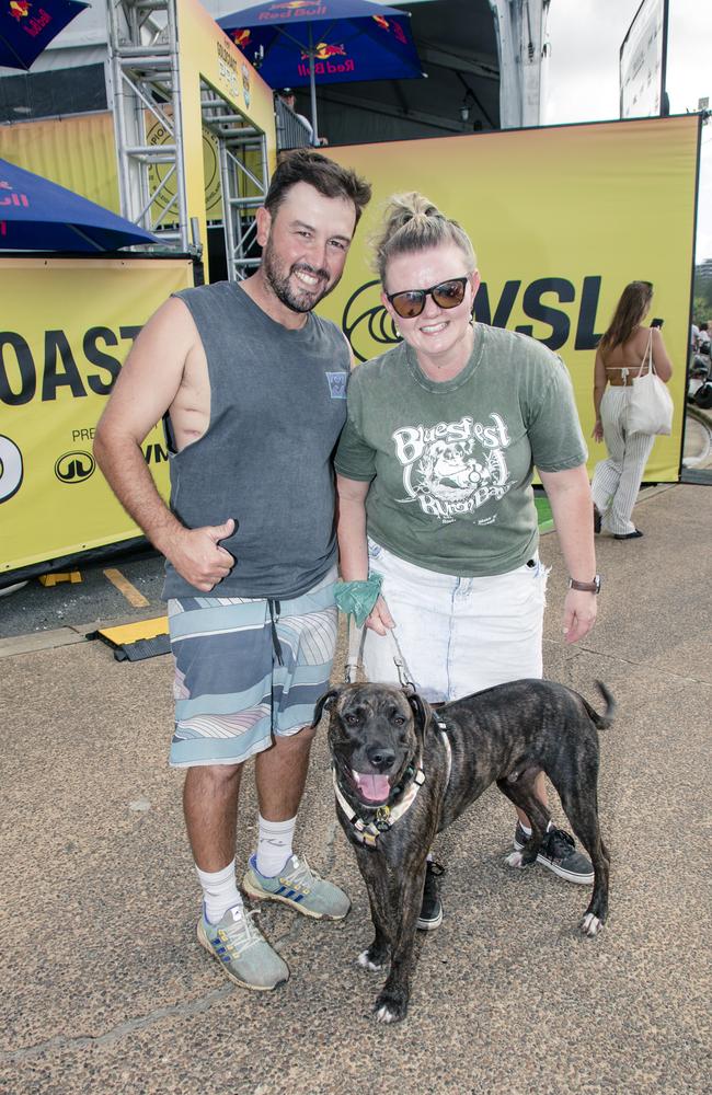 Pedro and Melanie Ferreira with Fraser at the Gold Coast Pro, Burleigh Heads. Picture: Glenn Campbell