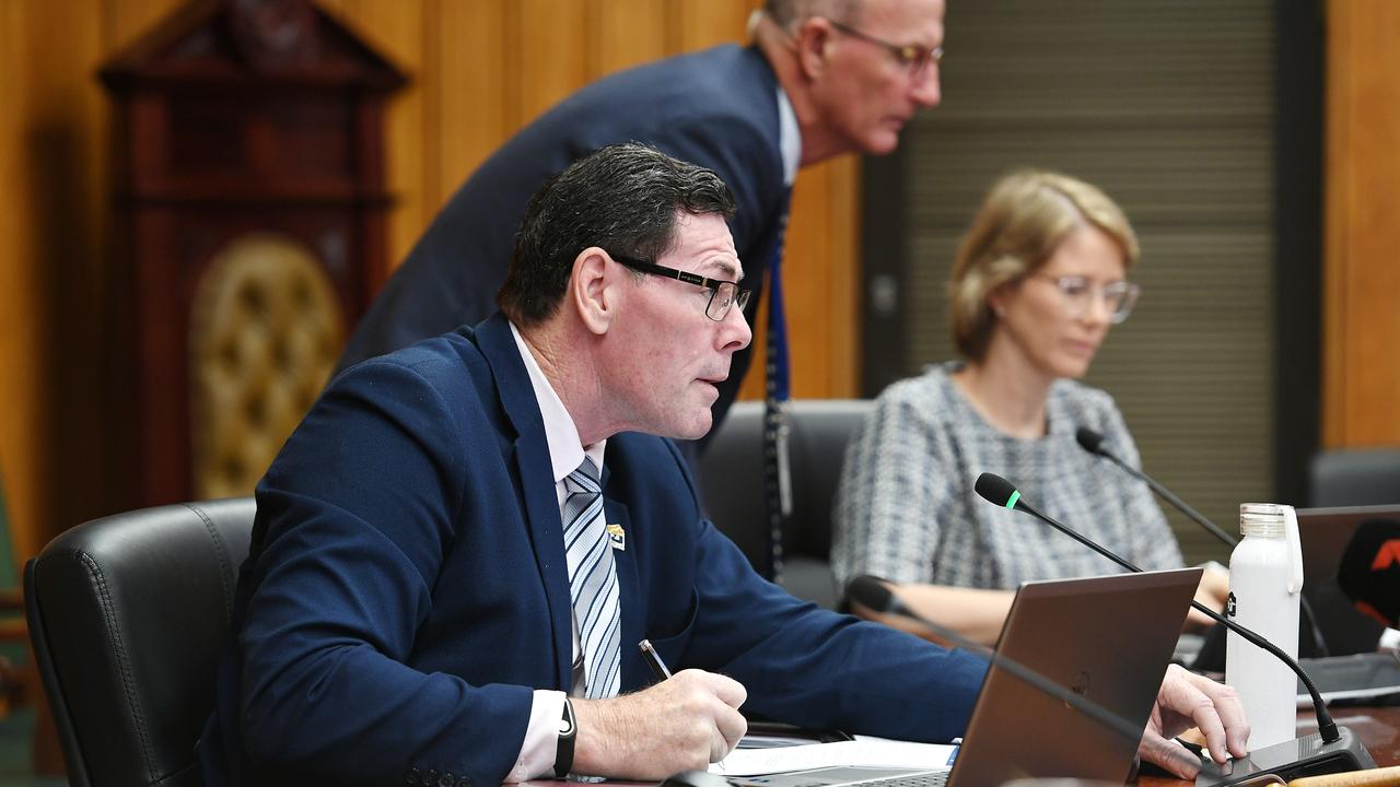 Mayor Troy Thompson chairs a Townsville City Council meeting. Picture: Shae Beplate.