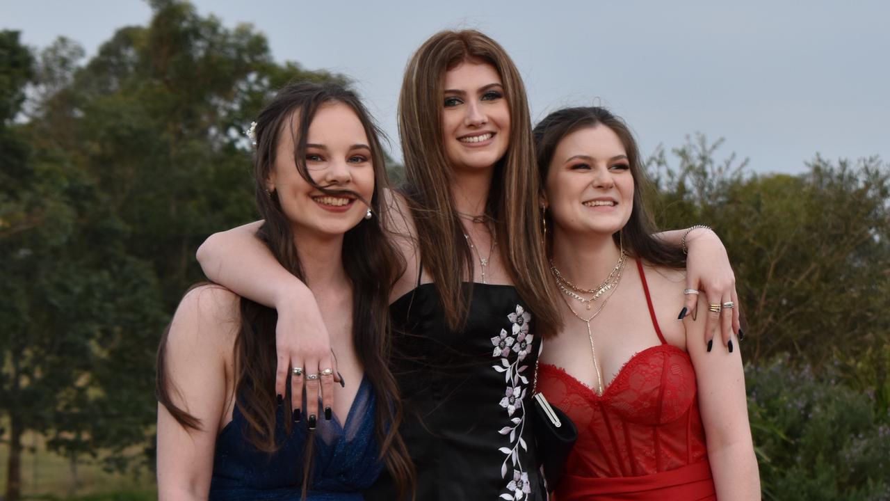 Taylor Roberts, Elina Lingard and Camryn Jones – Cooloola Christian College formal 2022