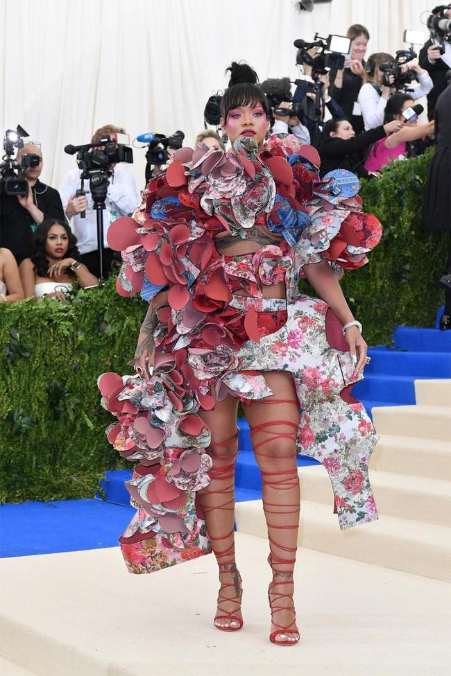 Rihanna wears Comme des Garçons at the 2017 Met Gala.