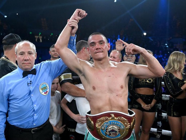 Tim Tszyu has just 12 days to prepare for the hulking 197cm Sebastian Fundora. Picture: Getty Image. Picture: Bradley Kanaris/Getty Images