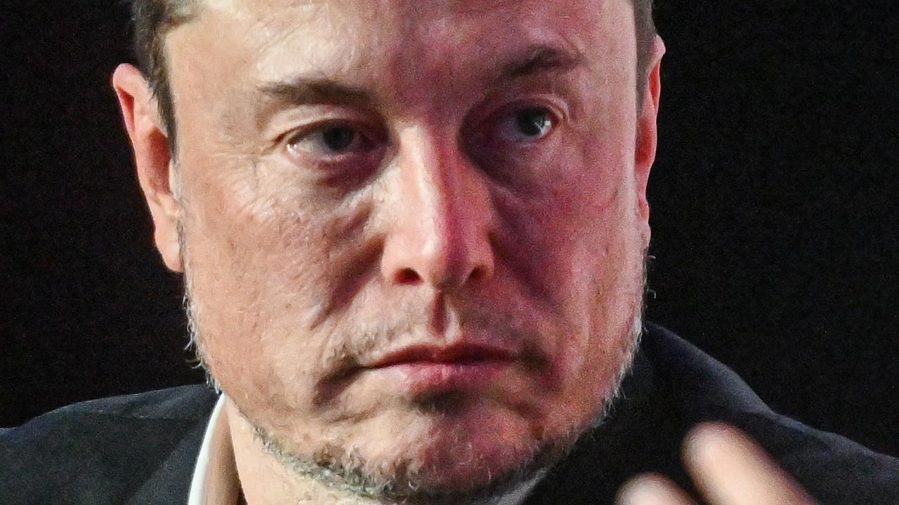 Elon Musk w jednej chwili traci 70 miliardów dolarów