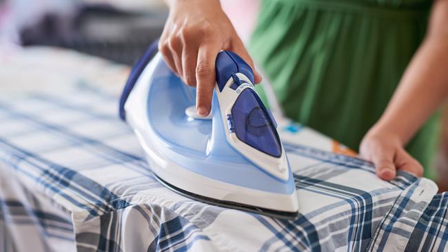 How to iron: Tin foil hack is life-changing | news.com.au — Australia’s ...
