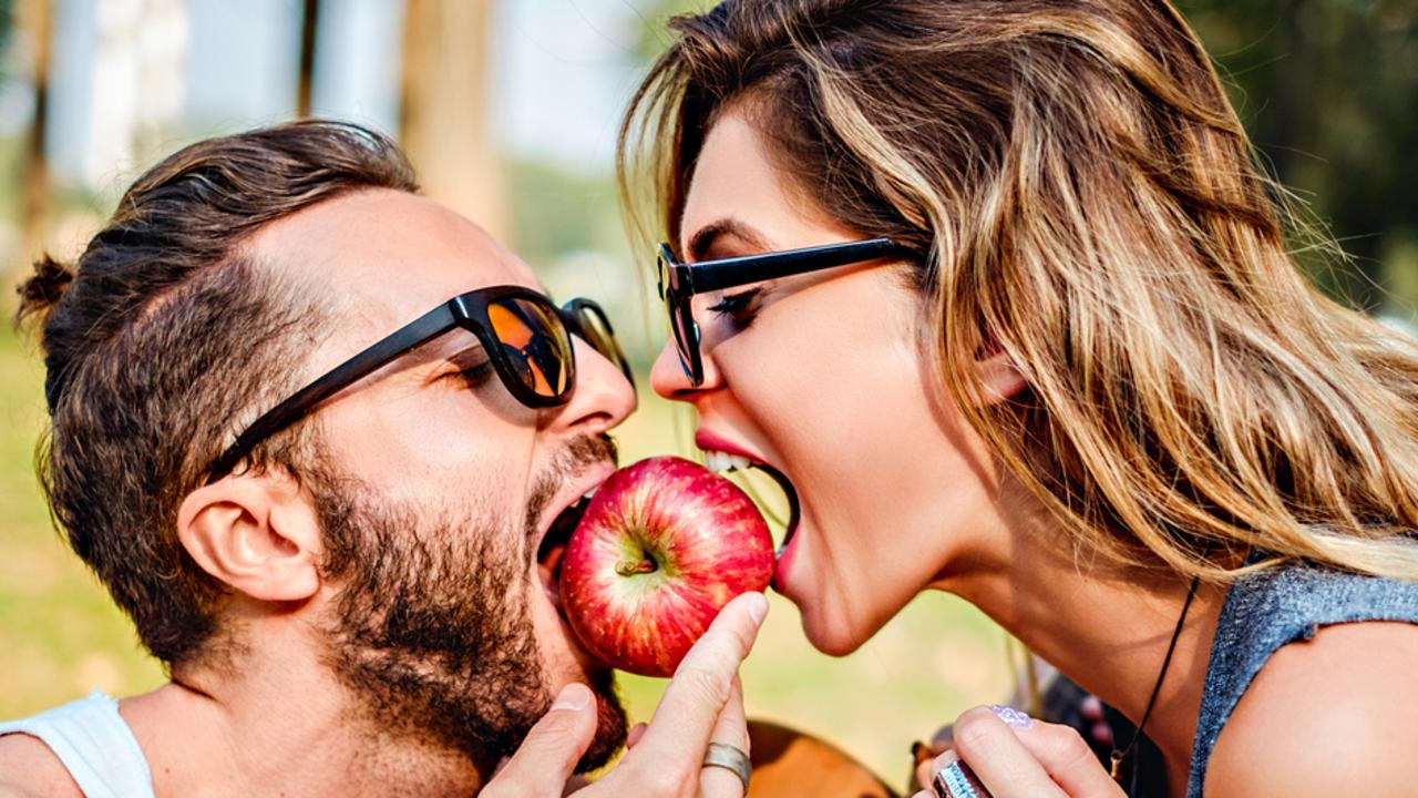 You’re eating apples wrong, study finds