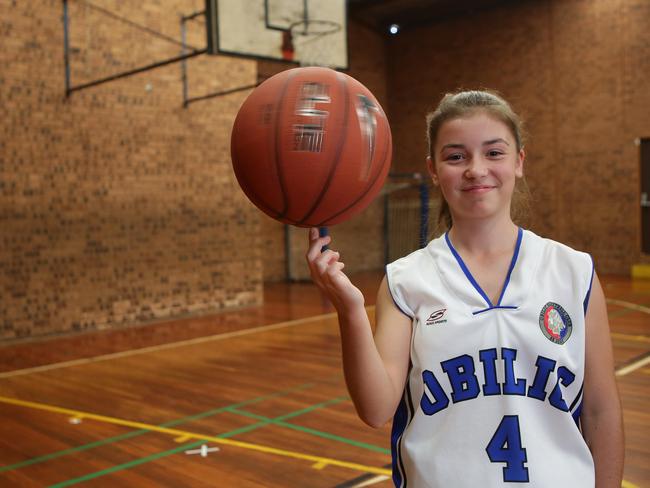 Daria Vortavisch is a 13 year old basketball star who has a bright future.