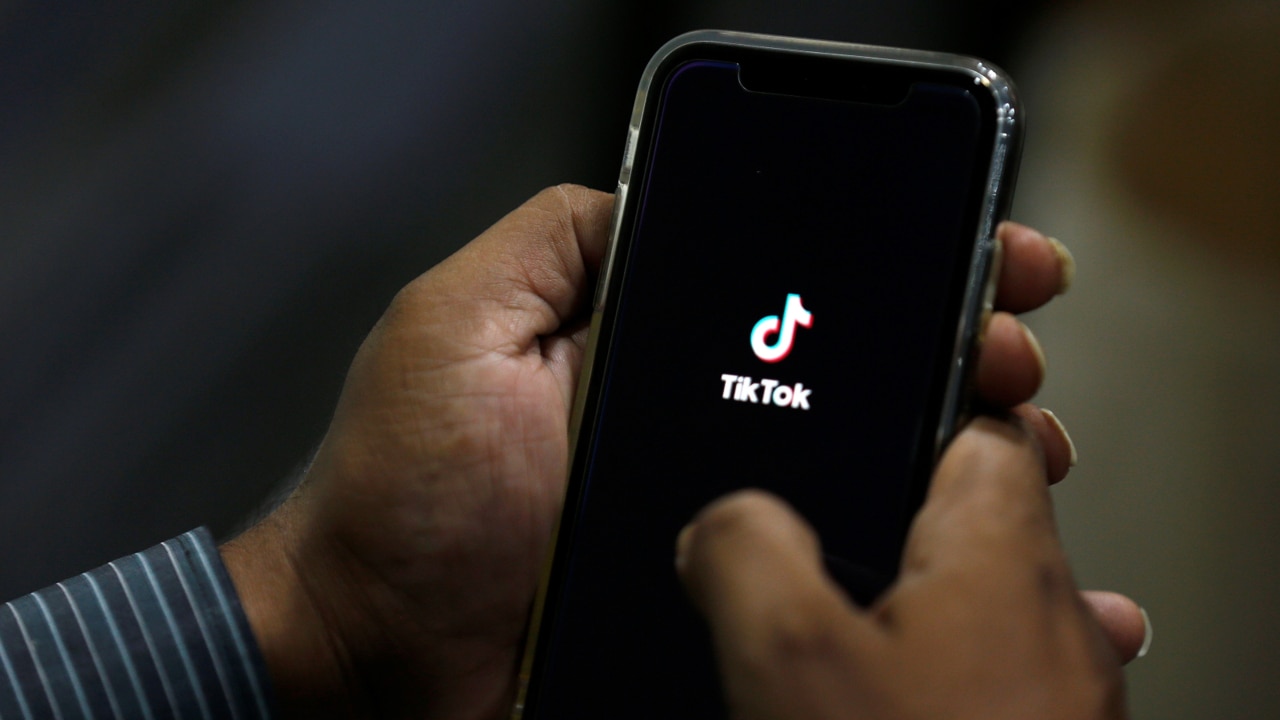 TikTok launches in-app voting guide in lead-up to election