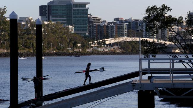 Rowers finish their morning session on the river, West End. Picture: Ric Frearson