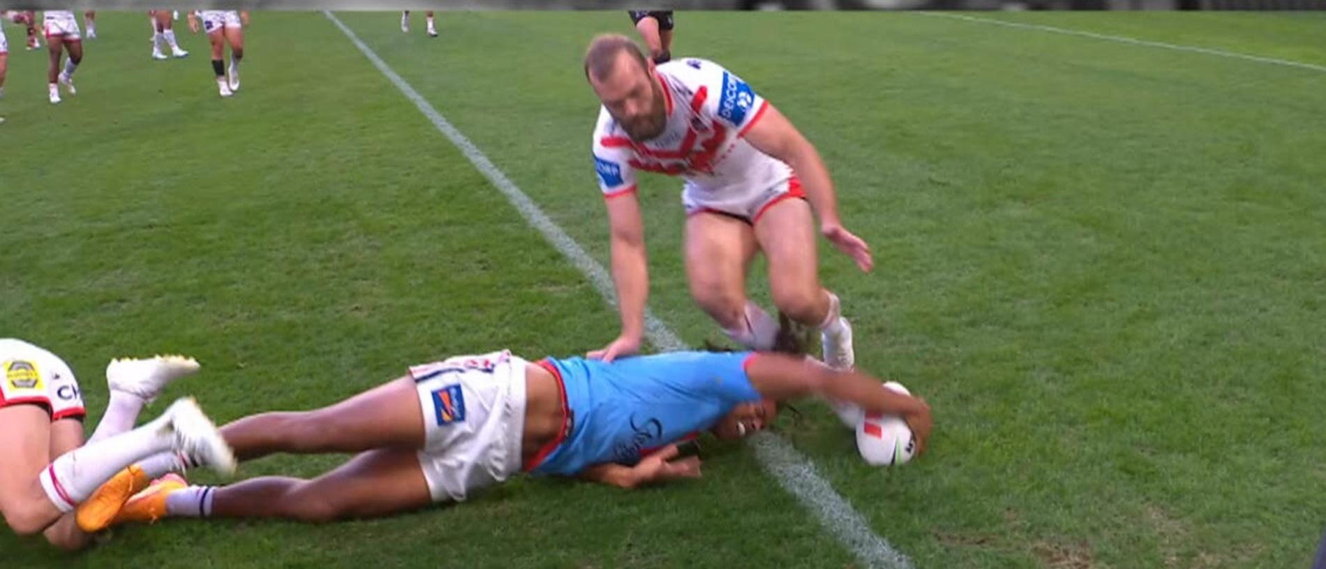 Roosters score second try of match.