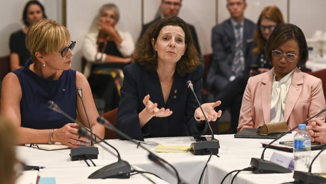 Zoe Daniel, Allegra Spender, Dai Le at the Referendum Working Group meeting at Parliament house in Canberra. Picture: NCA NewsWire / Martin Ollman