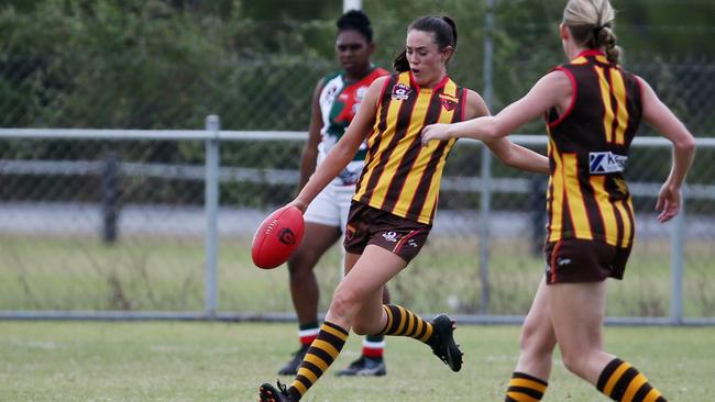 Hawks' Melissa Kelly. PICTURE: STEWART MCLEAN