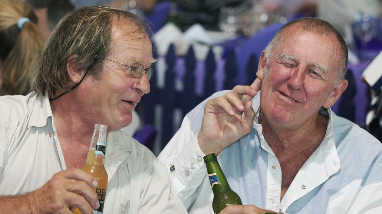 Magic Millions Sales, ltr Tommy Raudonikis and John Singleton share a beer Reporter: Dominic Burke