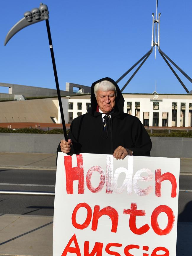 Bob Katter’s killing it. Picture: AAP