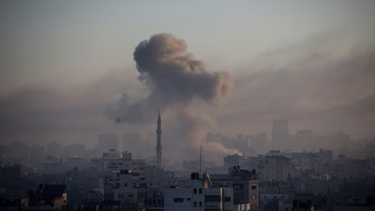巴勒斯坦倡导组织拒绝谴责哈马斯袭击，爆发激烈冲突