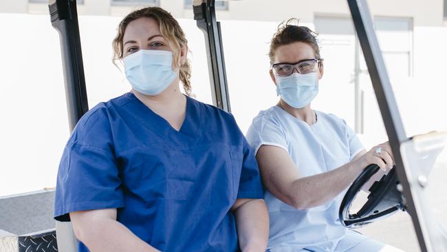 Recruitment drive: Ramsay Health nurses Elise Jenkins and Renee Davis were deployed to Dubbo last year to help treat Covid patients in regional NSW. PIC: Nat Salloum