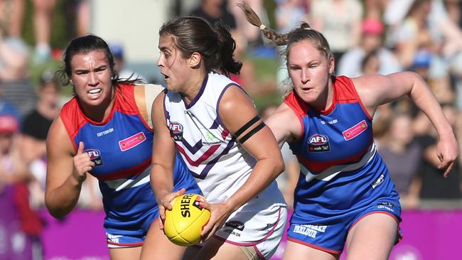 Gabby O'Sullivan of the Dockers during the AFLW Round 1 match against the Western Bulldogs at Victoria University Whitten Oval. Picture: AAP Image/David Crosling